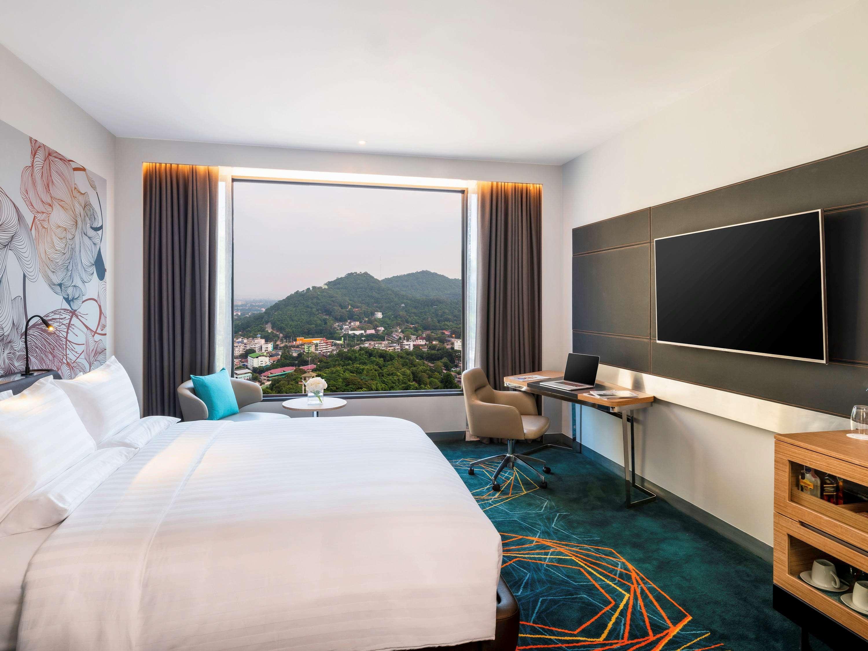 Novotel Marina Sriracha Сирача Экстерьер фото